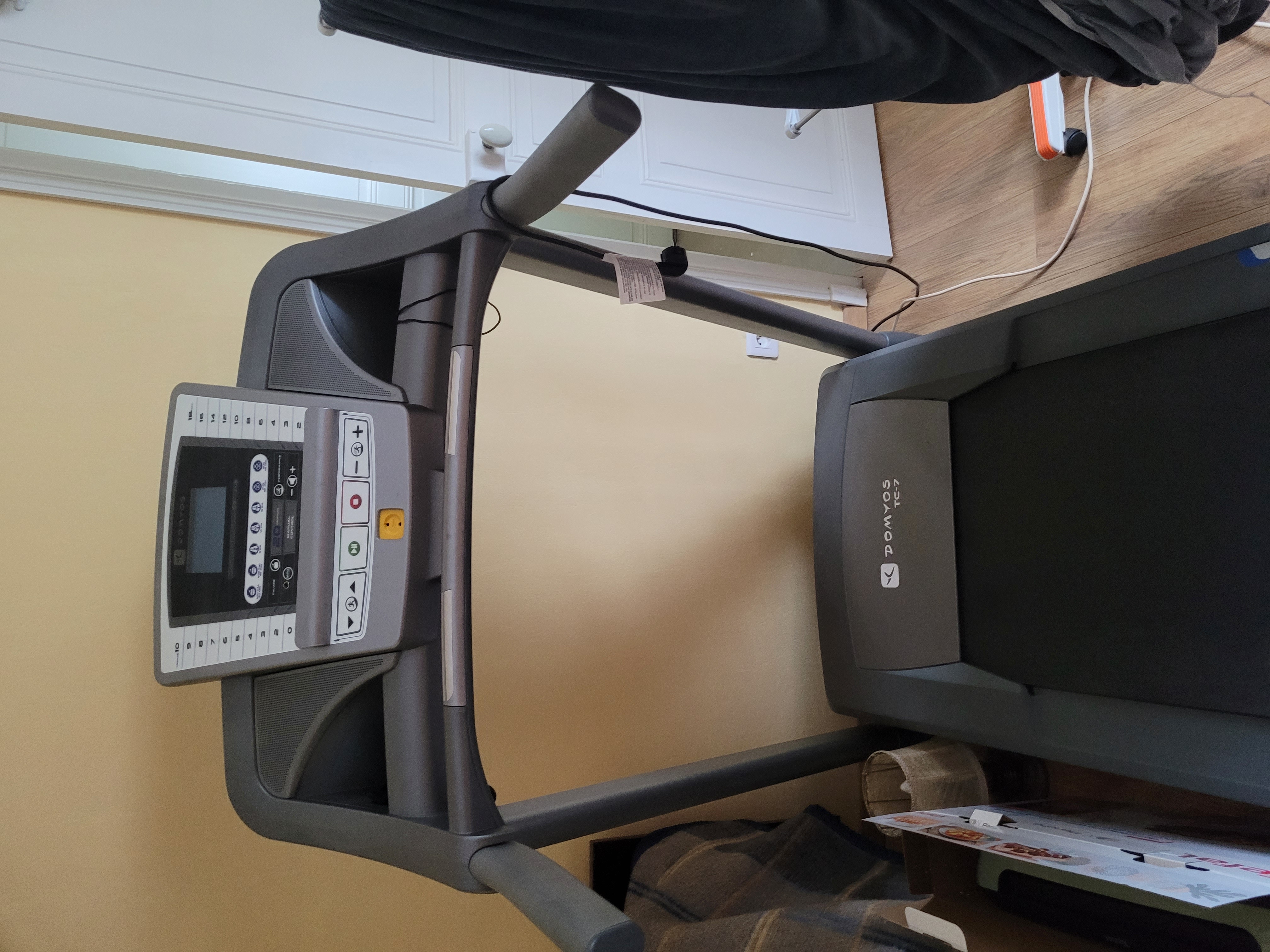 tapis de course decathlon domyos TC07 comme neuf 360 Reims (51)