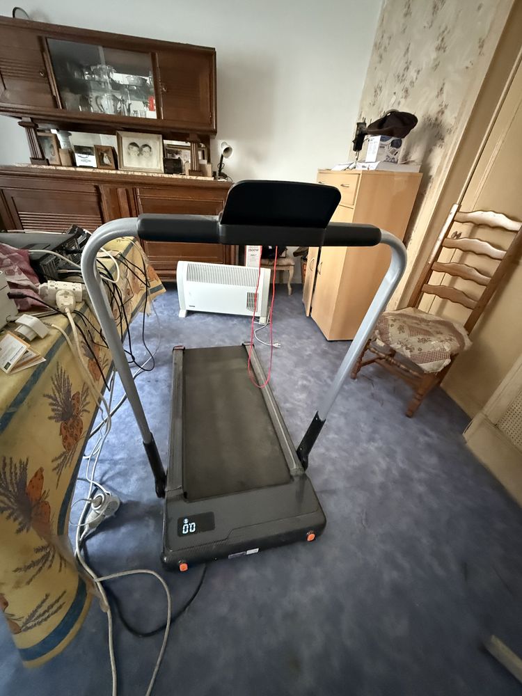 Tapis de course marque treadmill m55 200 Moiremont (51)