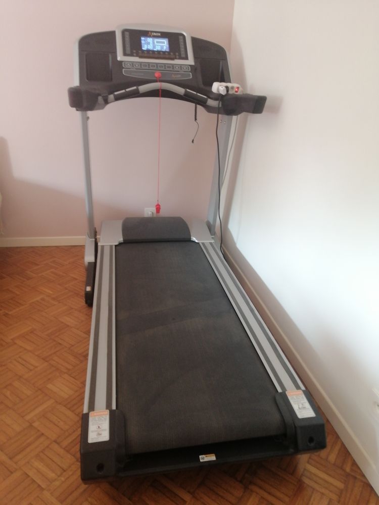 TAPIS DE COURSE NEUF 800 EUROS 800 Saint-Geni�s-de-Comolas (30)