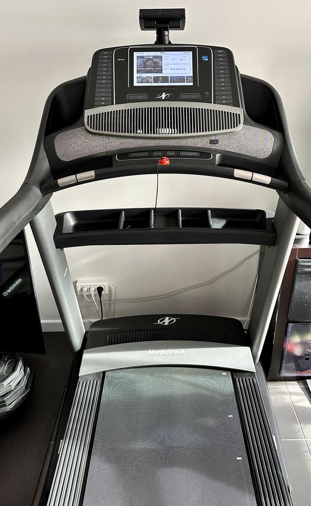 Tapis de course Nordictrack 2450 1400 Brugui�res (31)