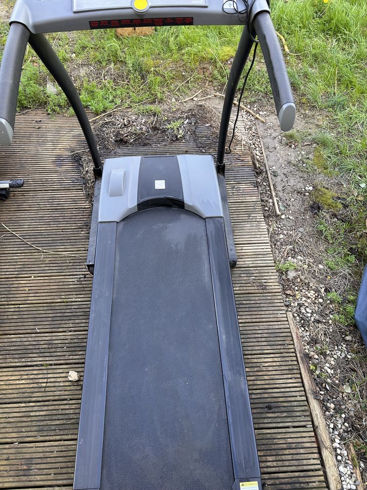 tapis de course professionnel 190 Carcassonne (11)