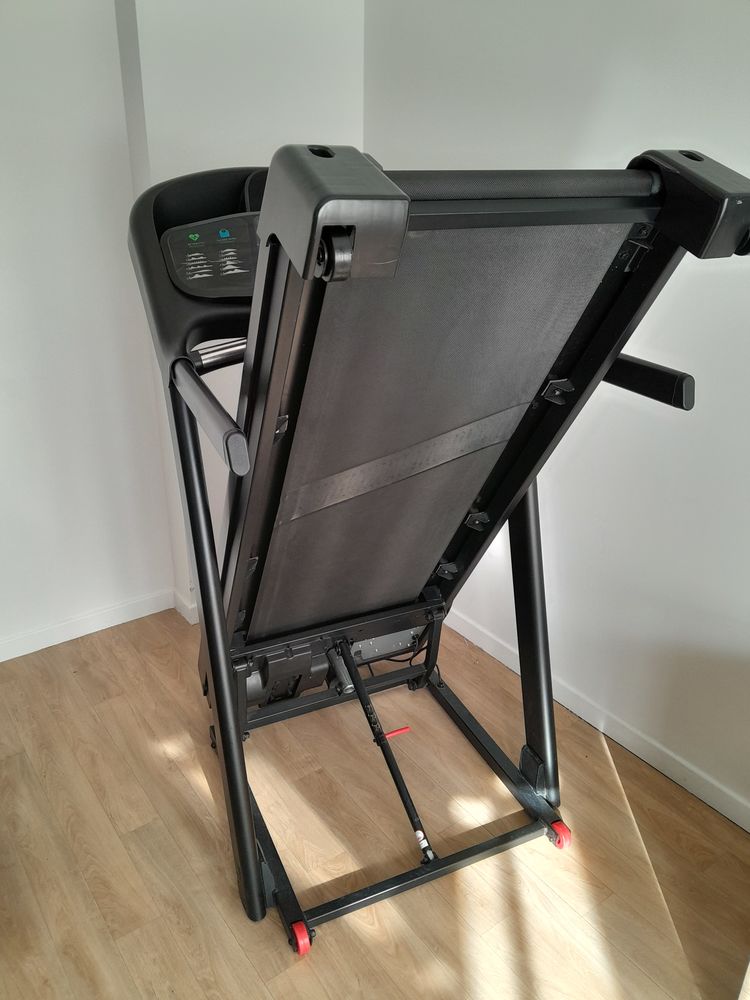 Tapis de course 390 Trappes (78)