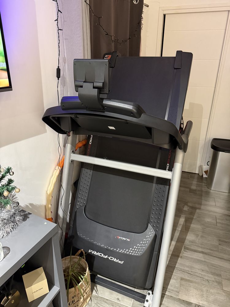 Tapis de course 850 Cannes (06)