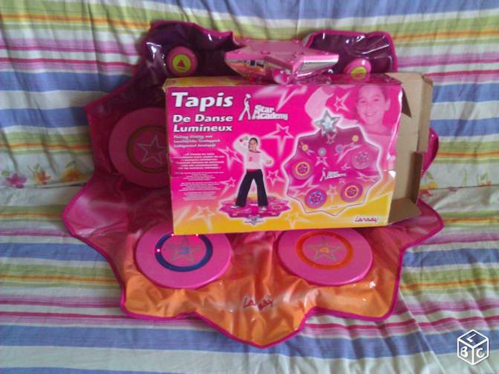 TAPIS DE DANSE STAR AC lumineux 10 Grasse (06)