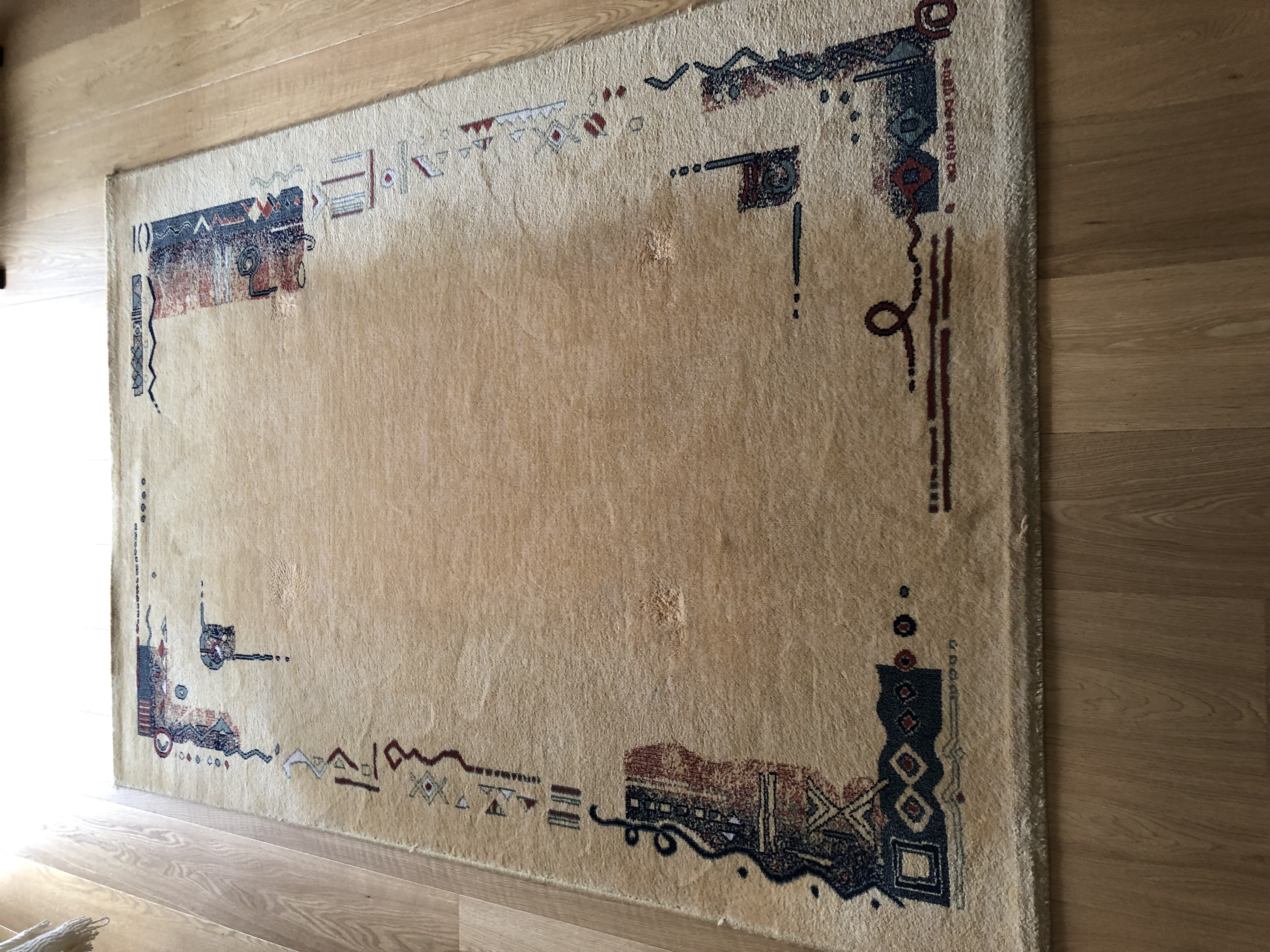 Tapis d�coratif � motifs traditionnels 50 Boulogne-Billancourt (92)