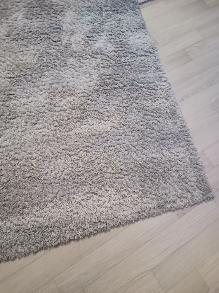 Tapis gris souris Shaggy. 160/230 cm. Tr�s peu servi 84 Metz (57)