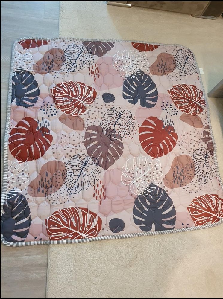 Tapis de jeux b�b� 20 Juvign� (53)