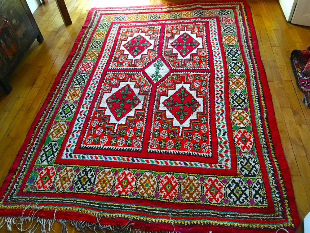 Tapis en laine ancien fait main. 800 Paris 17 (75)
