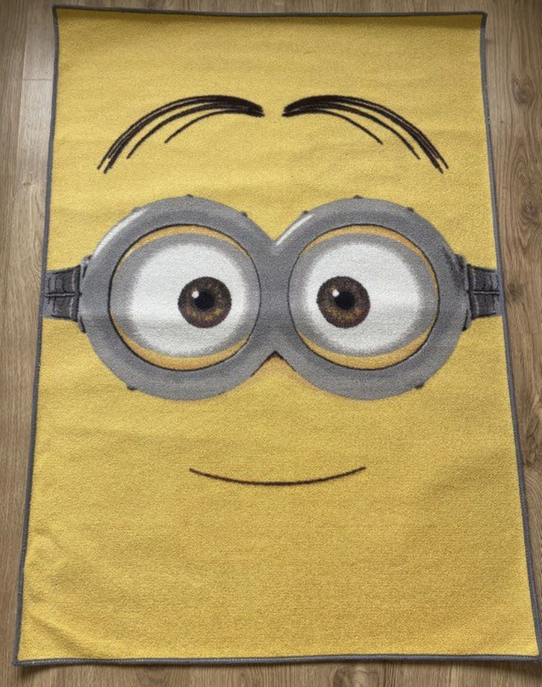 Tapis Les Minions 13 Montaigu (85)
