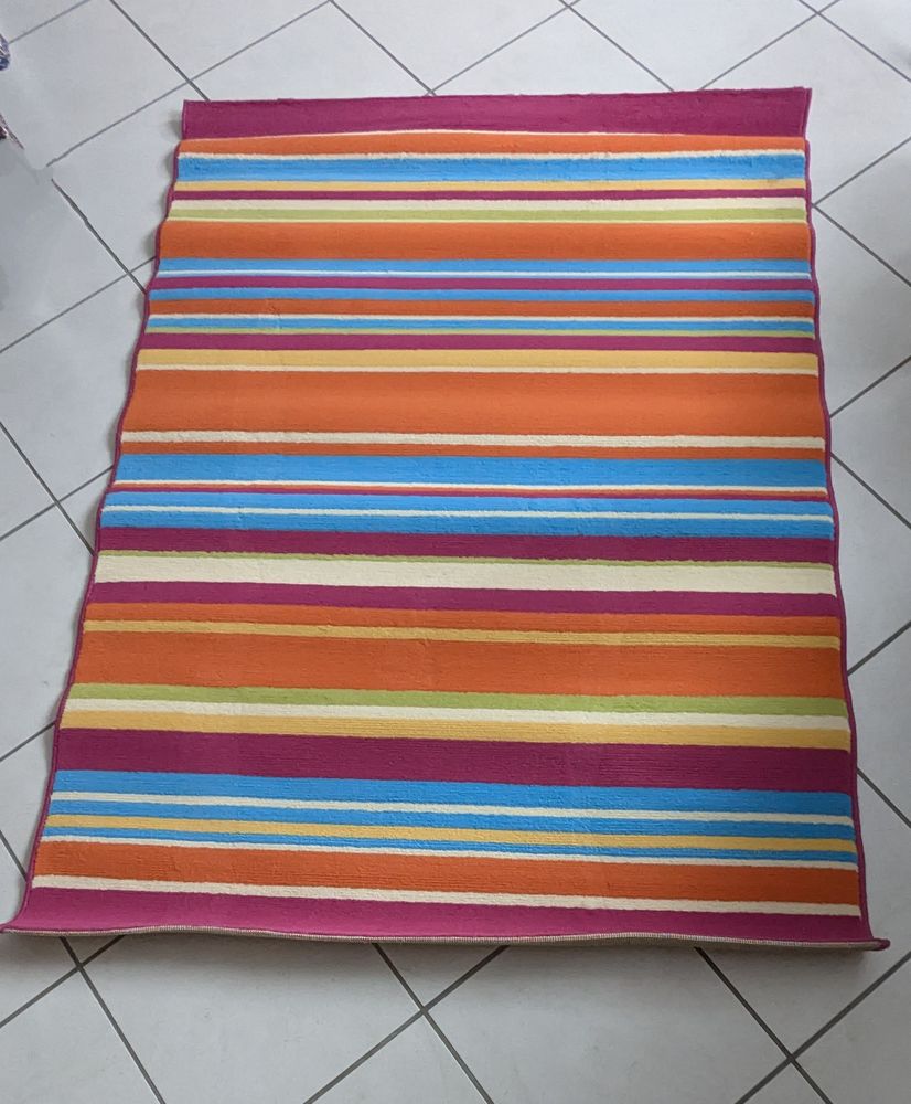 Tapis neuf 15 D�cines-Charpieu (69)