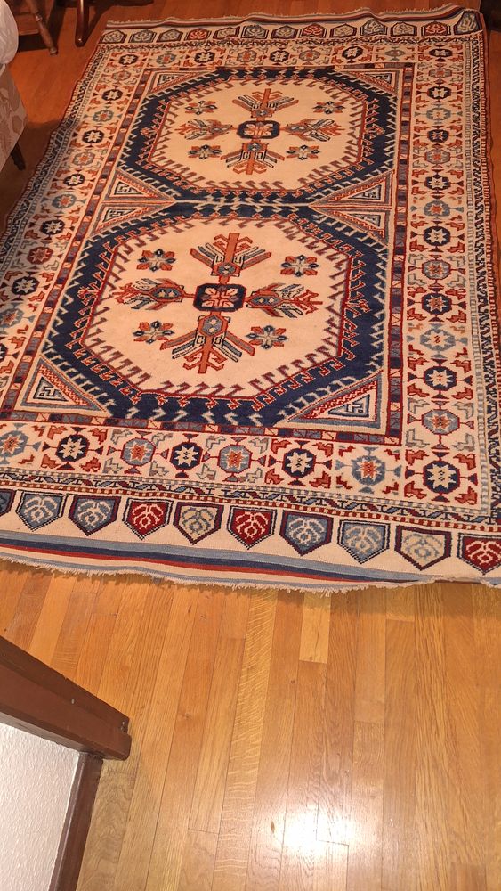 Tapis d'orient Kazak longueur 2.17 ml largeur 1.40 80 Grignan (26)