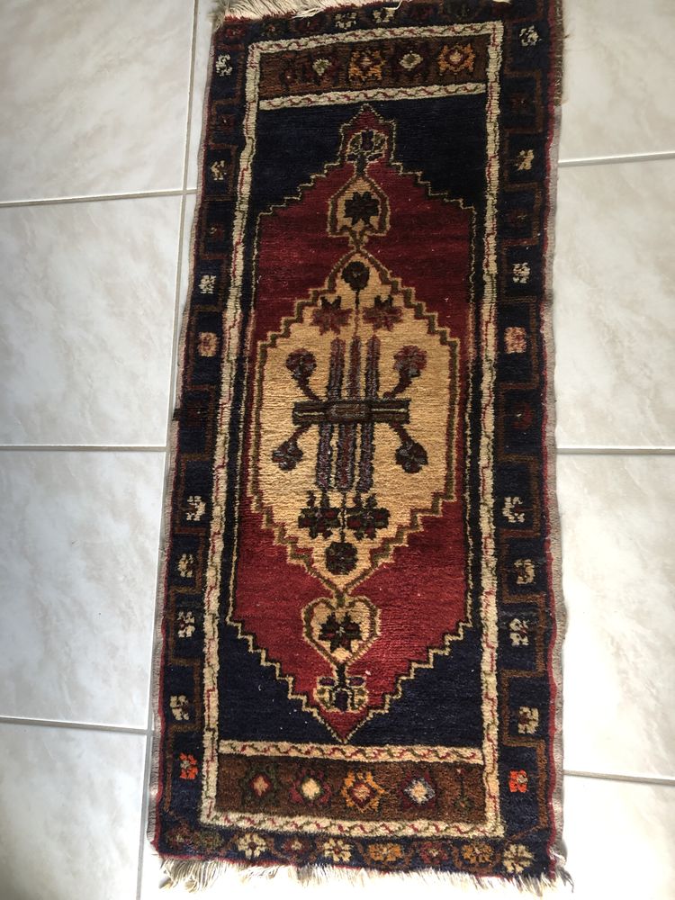 Tapis Pakistan, 100% laine, fait main 
110 Blainville-sur-Orne (14)