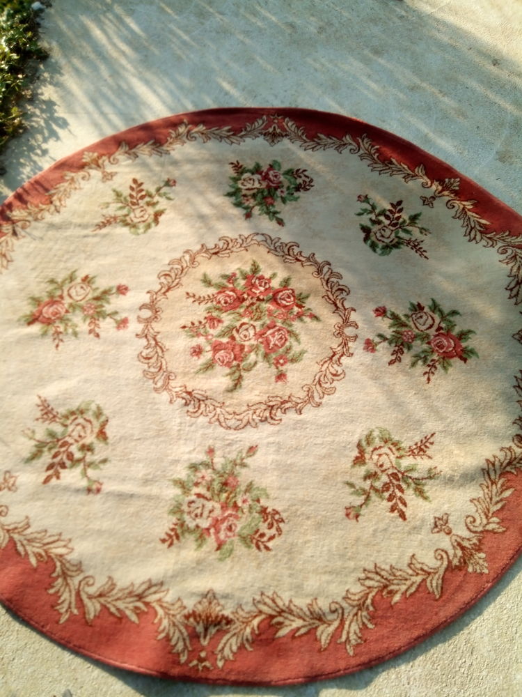 TAPIS ROND 2m de diam�tre 80 P�ronne (71)