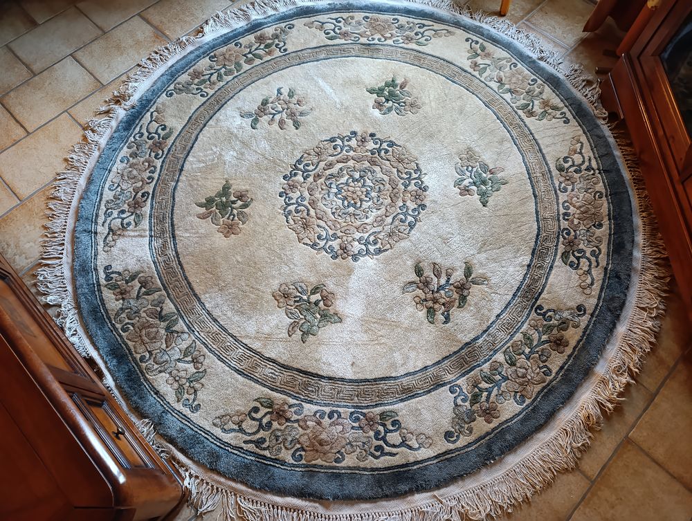 Tapis rond haut de gamme belles couleurs 350� 350 Volx (04)