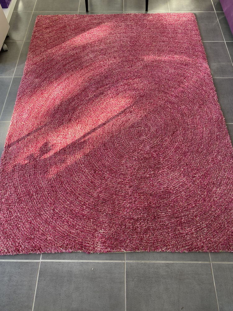 Tapis rose 30 Aix-les-Bains (73)