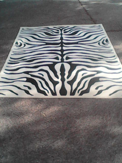 Tapis de salon, chambre poils ras design moderne motif z�bre 49 Vallauris (06)