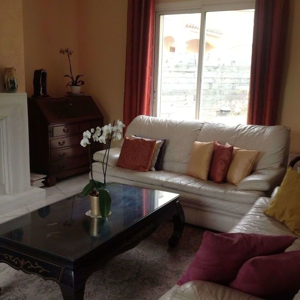 Tapis soie Kashmir
350 La Grande-Motte (34)