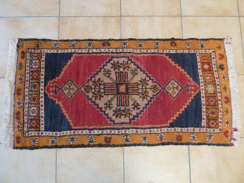 Tapis yastik turc Avanos,
100 cm x 48 cm,
70 Hersin-Coupigny (62)