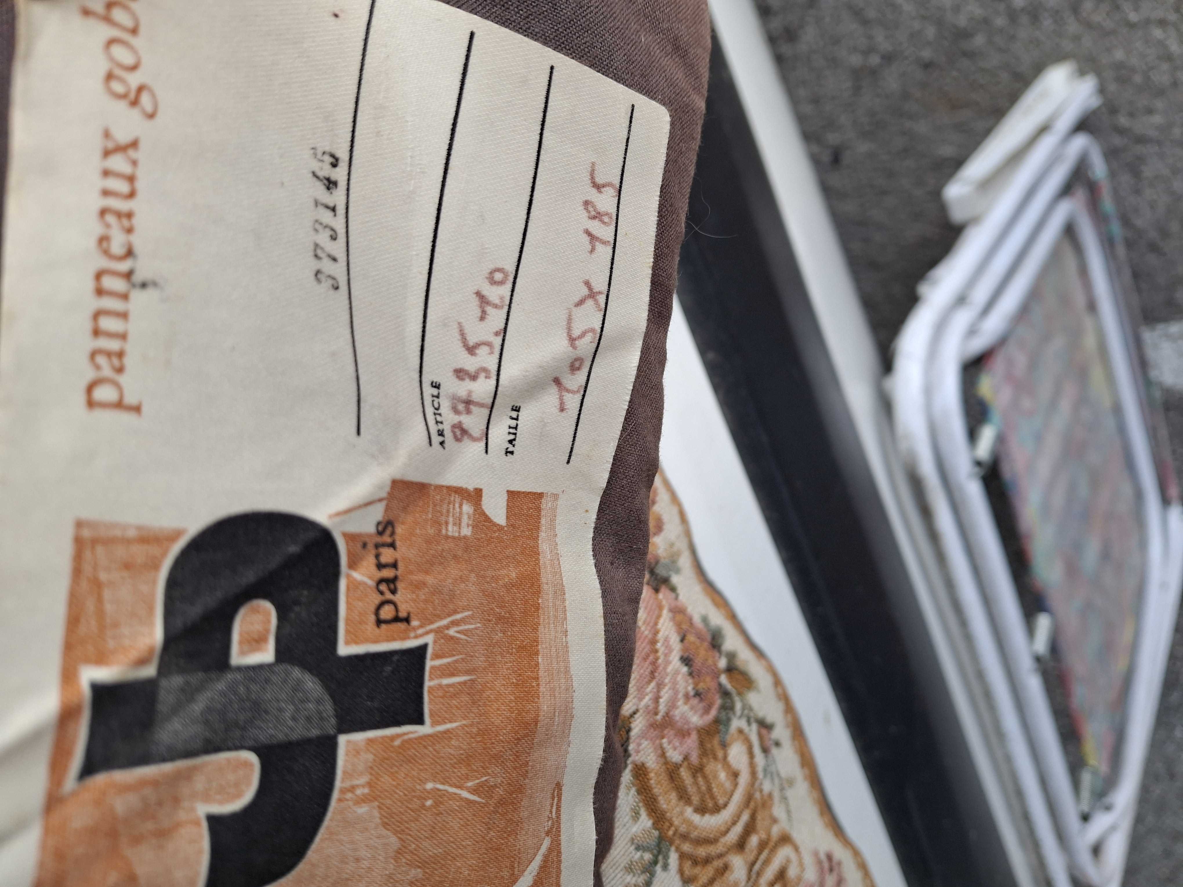 tapisserie murale 250 Perpignan (66)