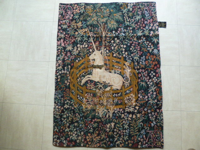 TAPISSERIE - TENTURE MURALE    LA  LICORNE   65 Martigues (13)