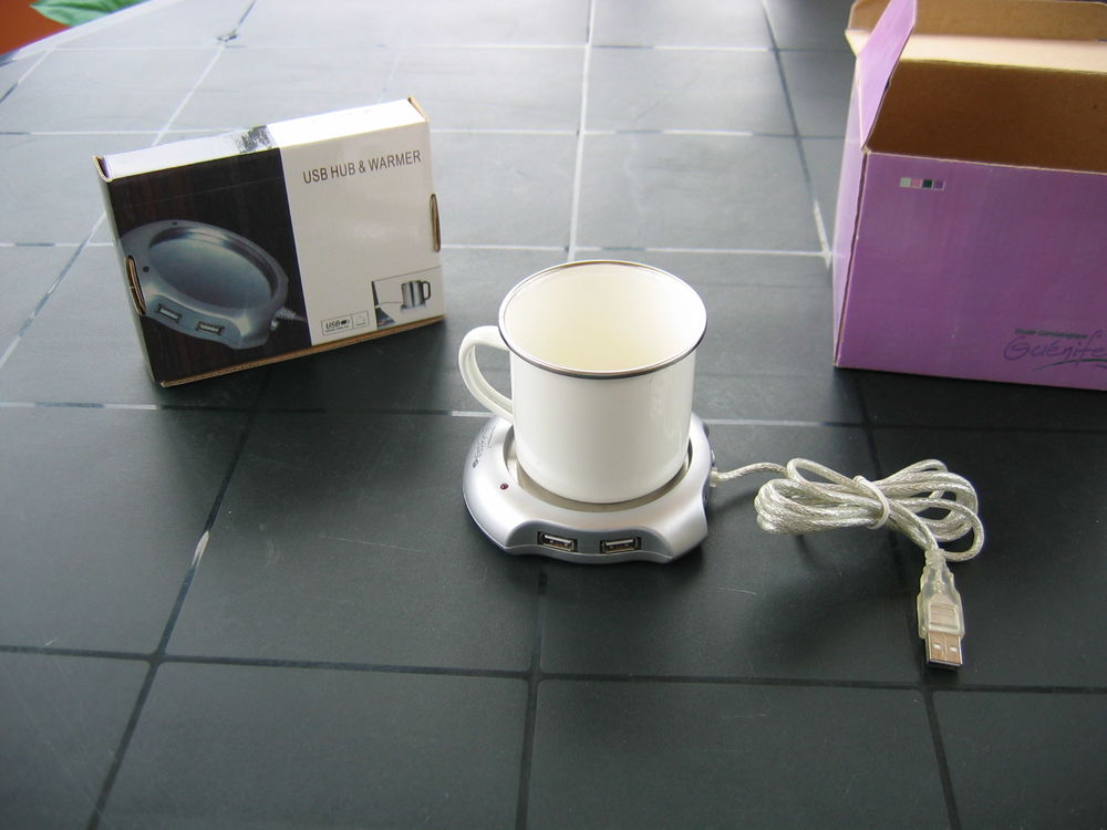 Tasse USB Connect�e Pour un Caf� Chaud. 10 Le Vernois (39)