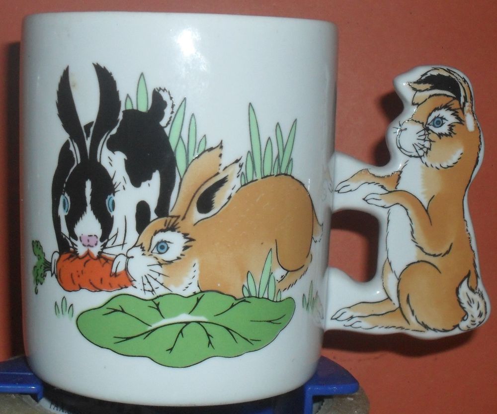 Tasse Mug en porcelaine avec lapin, mod�le vintage. 20 Montreuil (93)