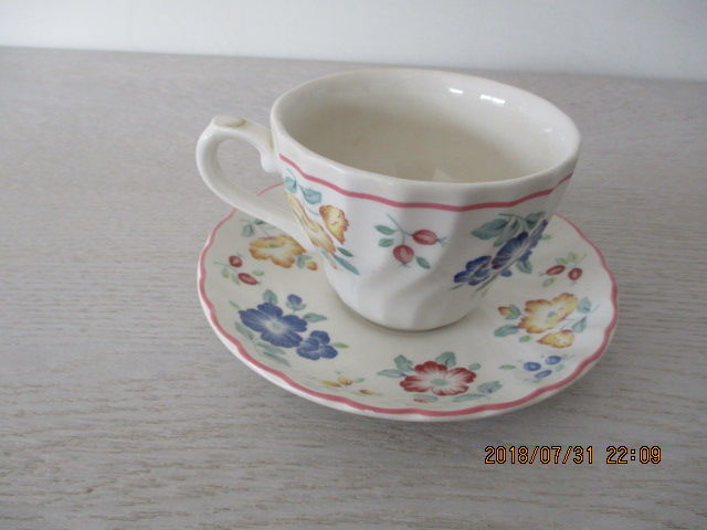 Tasse et sous tasse 5 Castres (81)