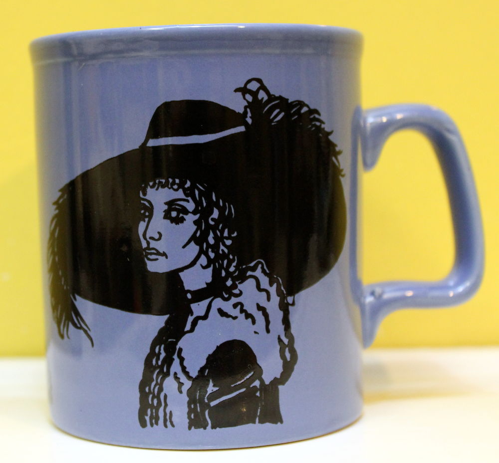 Tasse mug vintage 60 - 70 STAFFORDSHIRE POTTERIES ENGLAND Mo 20 Issy-les-Moulineaux (92)