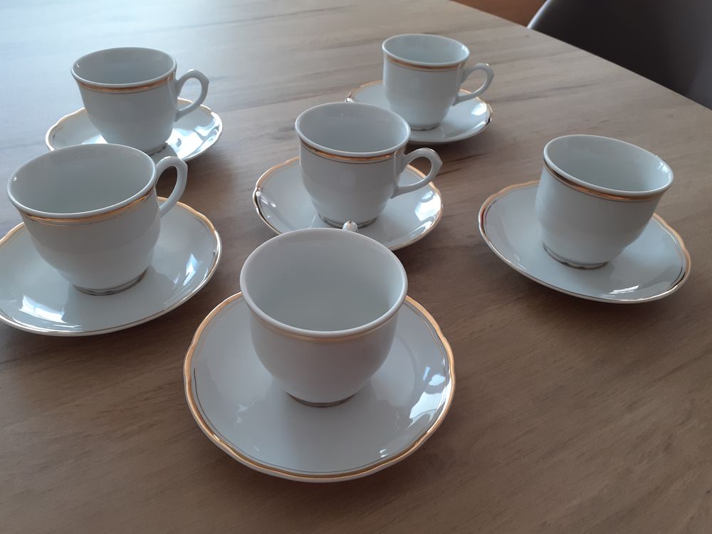 6 tasses avec soucoupe - Porcelaine 20 Hennebont (56)