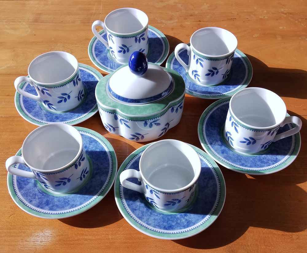 6 tasses � caf�, soucoupes et un sucrier Villeroy & Boch 50 La Rochelle (17)
