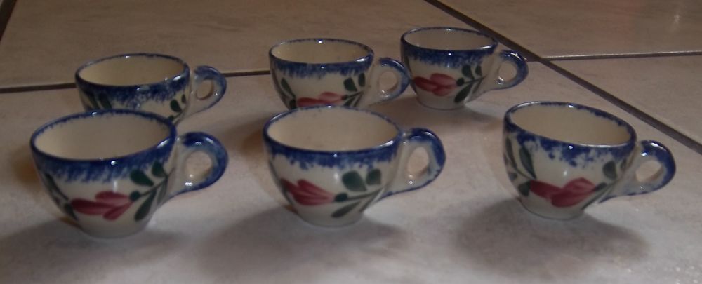Lot de 6 tasses faience dinette 8 Colombier-Fontaine (25)