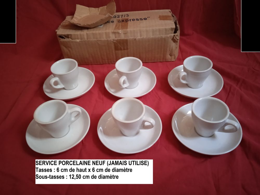 Tasses et sous-tasses neuves porcelaine 20 Lourdes (65)