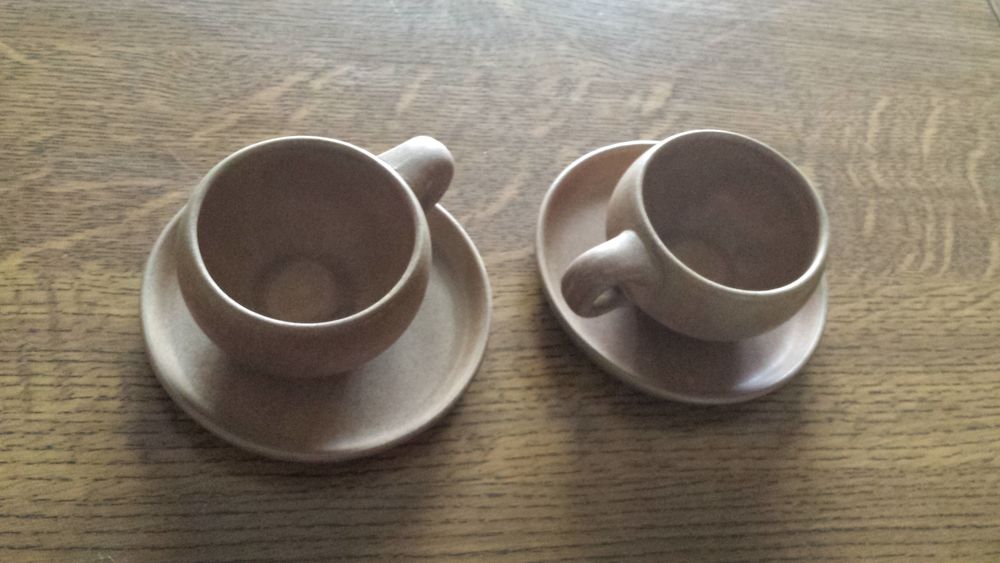 = 6 tasses et sous tasses en gr�s NEUVES 12 M�rignies (59)