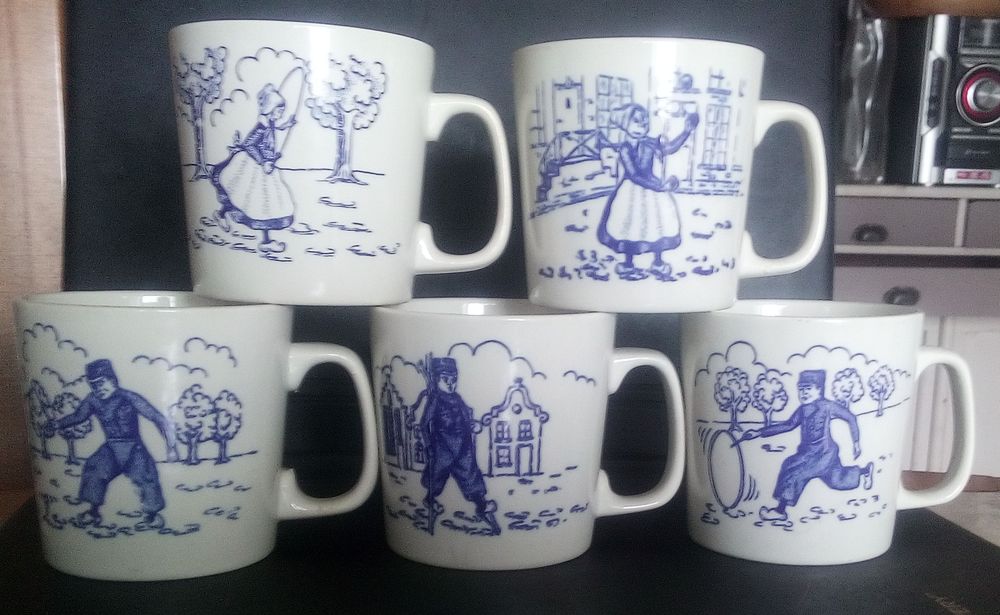 Tasses vintage lot de 5 0 Montpellier (34)