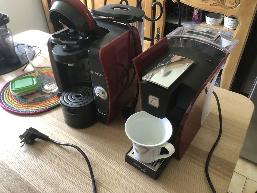 Lot tassimo et sp�cial T
20� pi�ce ou 30� le lot 20 Marignier (74)