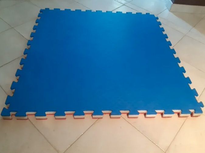 Lot de 9 tatamis puzzle 180 La Bussi�re (45)