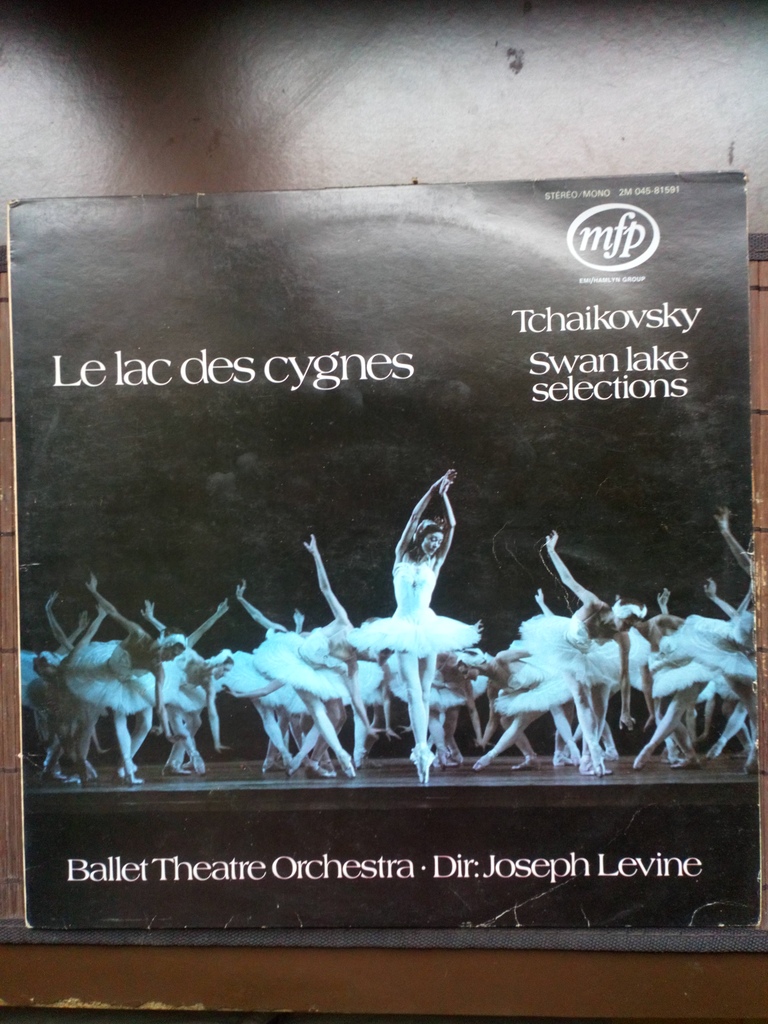 Tchaikovsky - Le Lac des Cygnes - Ballet Theatre Orchestra 0 Battrans (70)