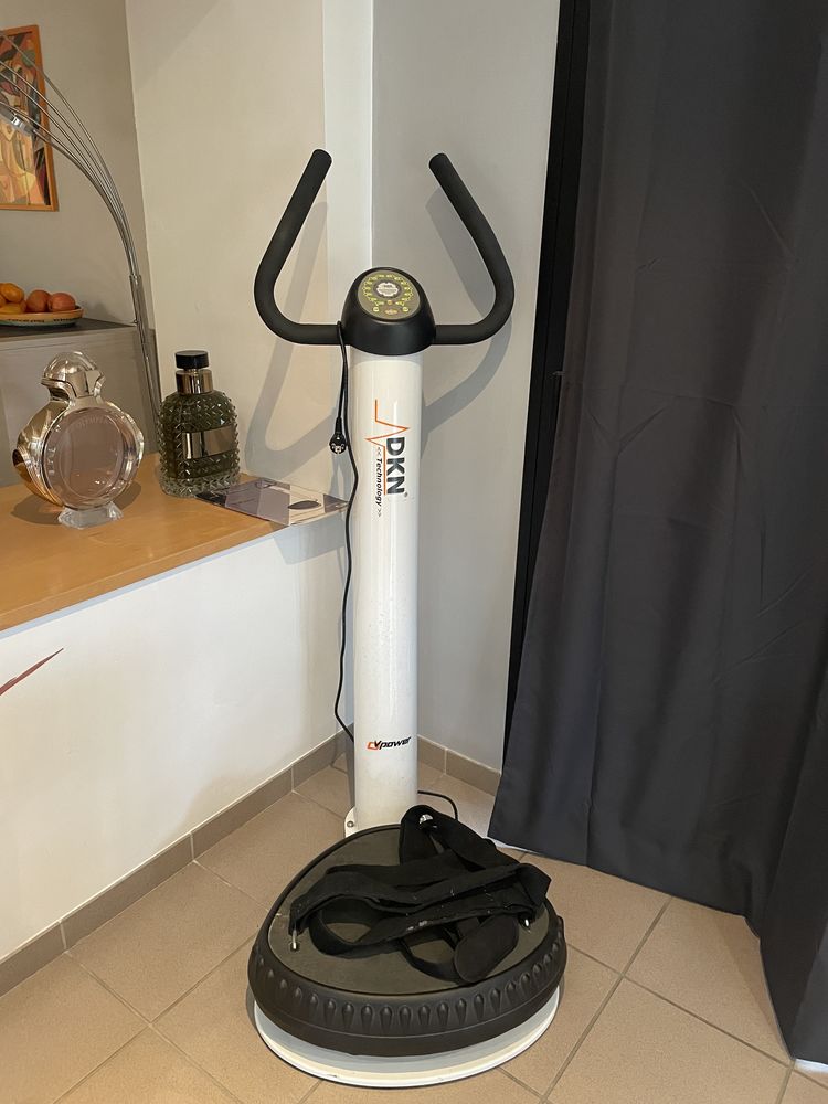 DKN technology  100 Ch�teauroux (36)