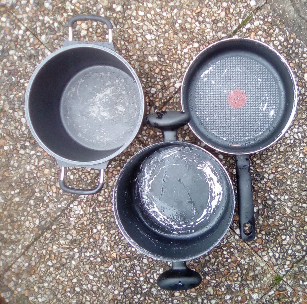 Lot T�fal : poele et marmiSaisissez le titre de votre objet. 20 Beauchamp (95)