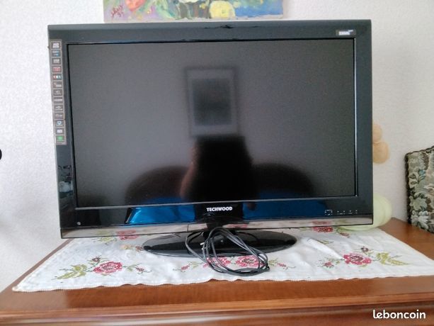 TELE NEUVE Techwood 32 pouces (81 cm) LCD 8205 HDB/2 70 Fresnes (94)