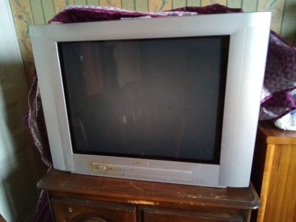 T�l� Philips 40 Duni�res (43)