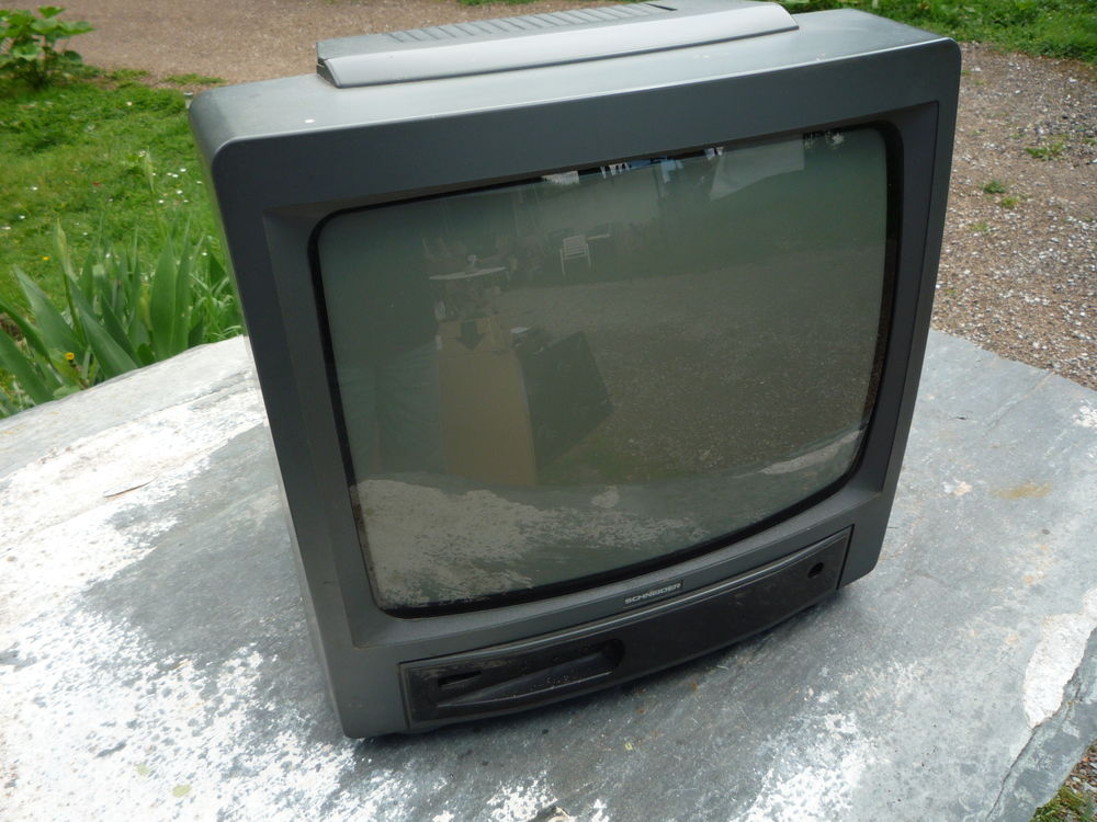 T�l�,t�l�viseur,t�l�vision Schneider 35 Castres (81)