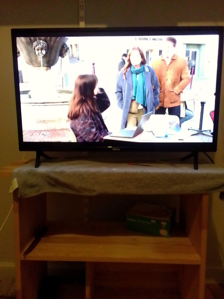 T�l� 100 Saint-Etienne (42)