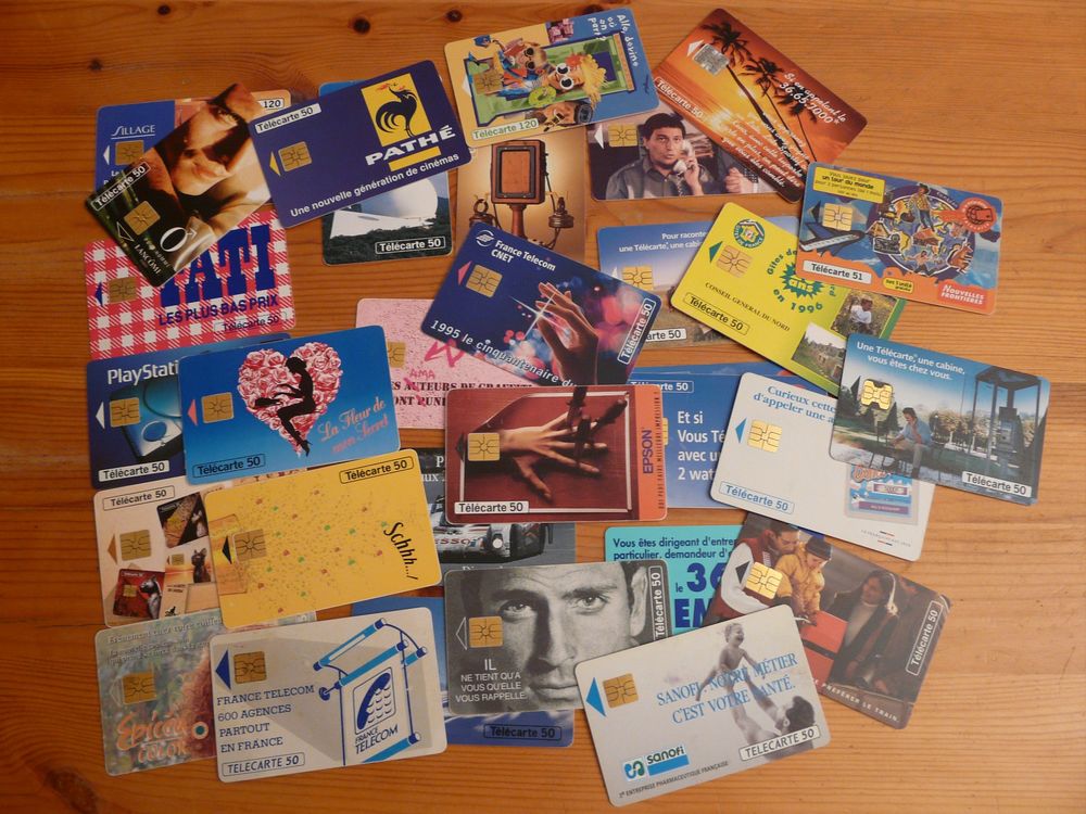 LOT DE 37 TELECARTES  10 Draguignan (83)