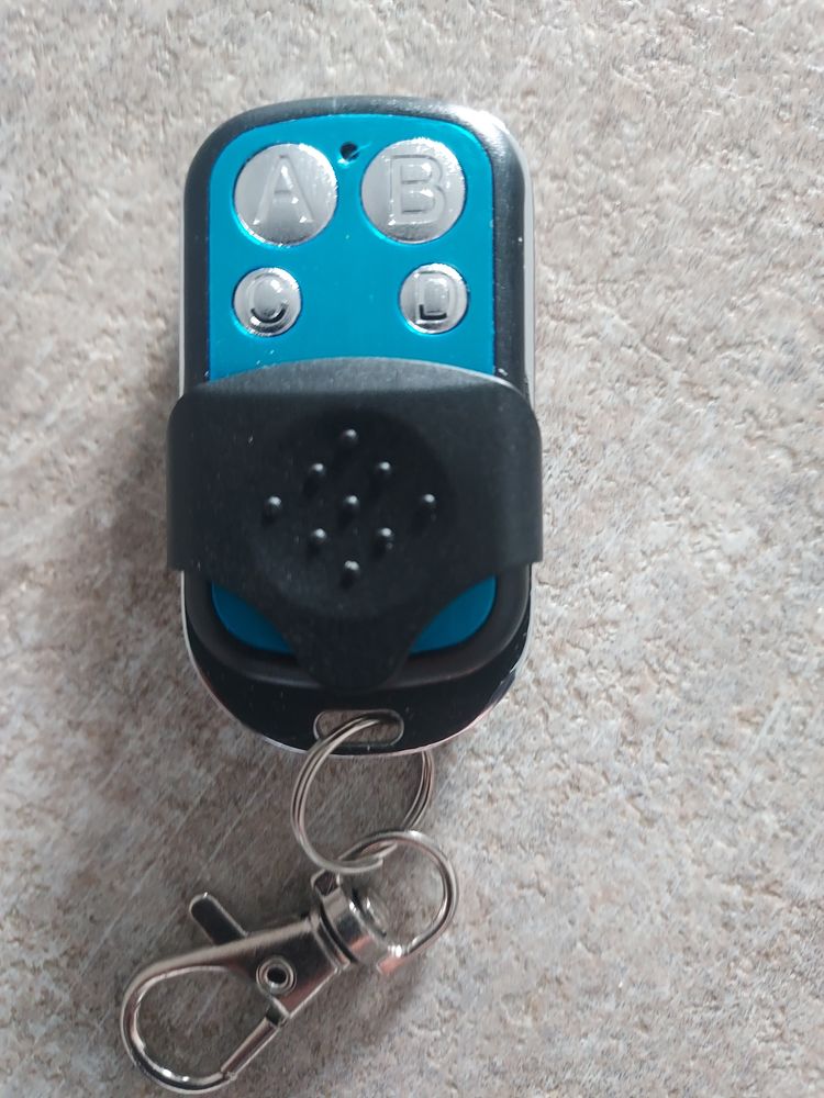 T�l�commande de portail universelle
6 Biscarrosse (40)