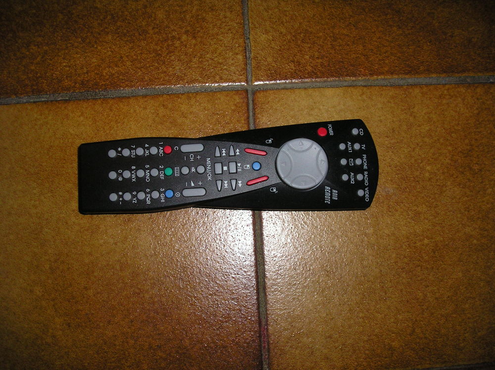 T�l�commande pour carte TV tuner pinacle
15 Sept�mes-les-Vallons (13)