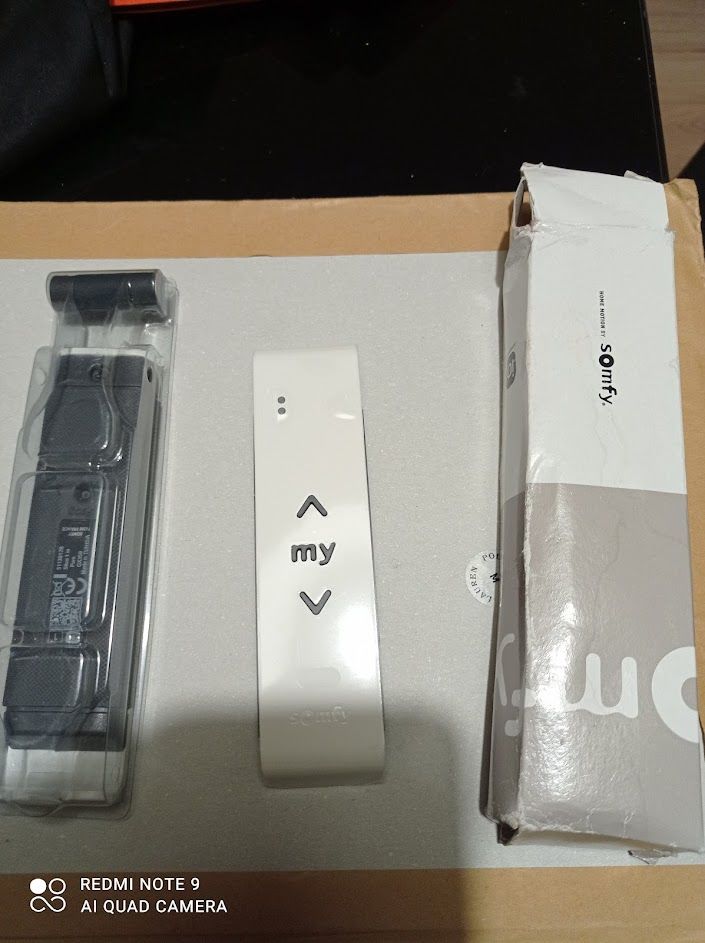 t�l�commande SOMFY VOLET situo 1 IO PURE neuve 30 La Fert�-Alais (91)