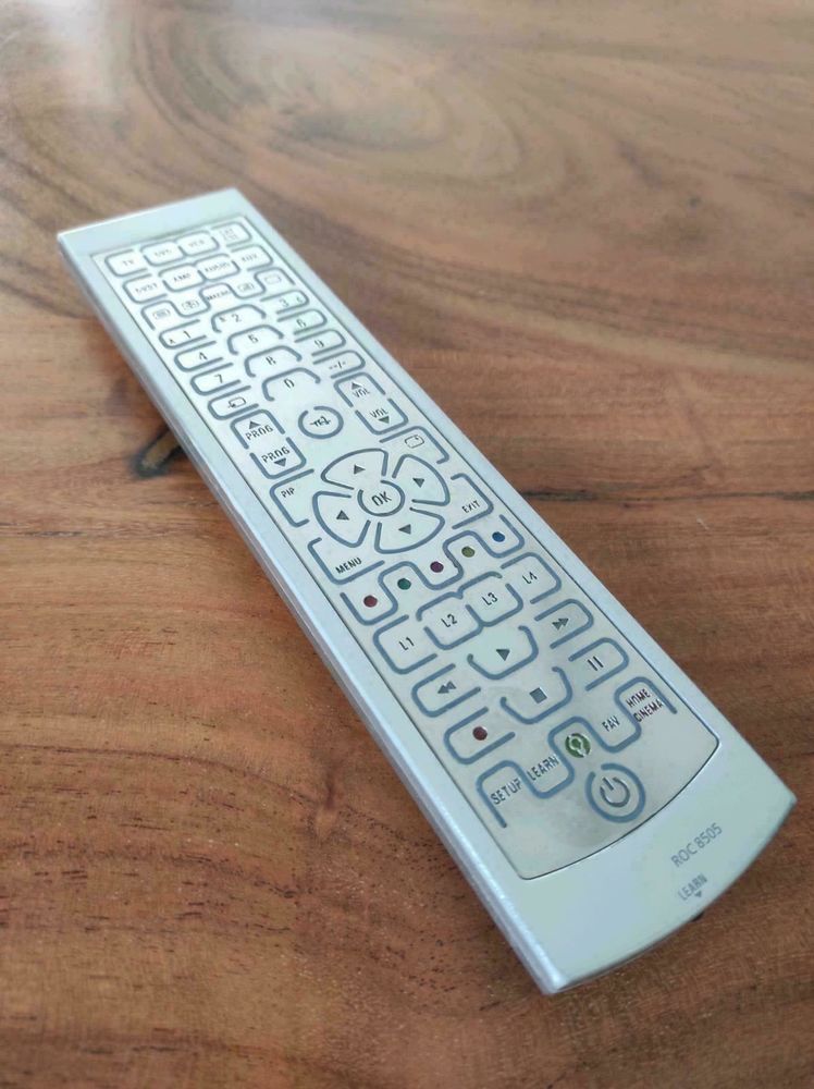 t�l�commande Thomson ROC 8505 20 Beauchamp (95)