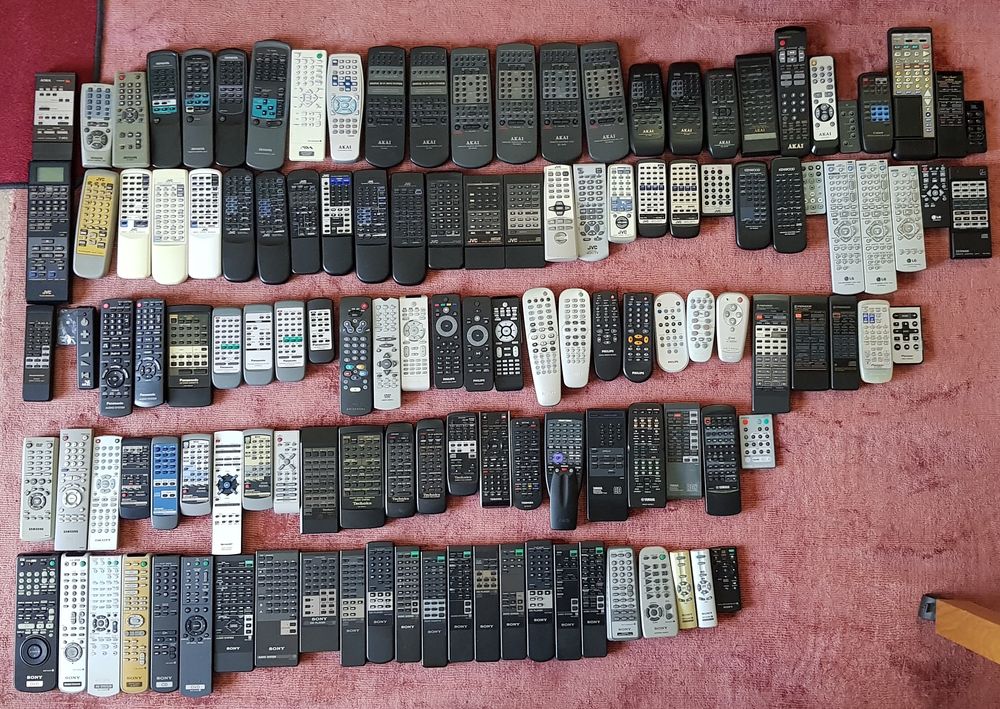 T�l�commandes originales divers 20 Thiais (94)