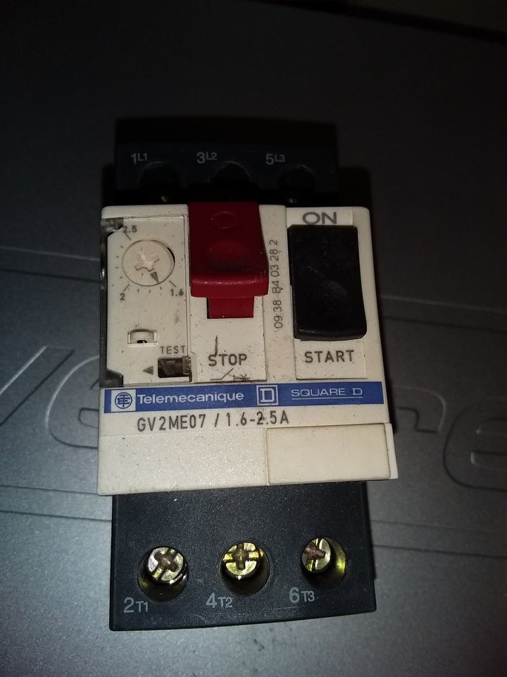 T�l�m�canique gv2m07 , disjoncteur moteur 1.6-2.5amp 20 Serres-Castet (64)